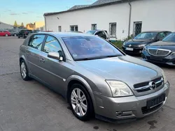 Silber Gebraucht 2003 Opel Signum Kombi | 2.899 € (Etwas zu teuer)