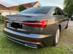 Grau Gebraucht 2019 Audi A6 Design Limousine | 35.000 €