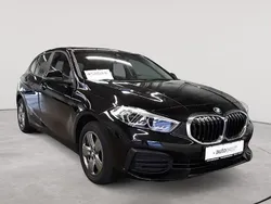 Saphirschwarz metallic Gebraucht 2022 BMW 118 Advantage Kleinwagen | 22.690 € (Guter Preis)