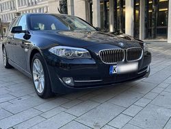 Schwarz Gebraucht 2013 BMW 520 Comfort Edition Kombi | 13.490 € (Fairer Preis)