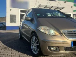 Gold Gebraucht 2005 Mercedes A180 Limousine | 2.900 € (Guter Preis)