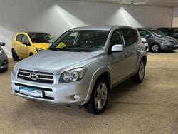 Silber Gebraucht 2006 Toyota RAV4 Executive SUV | 3.990 € (Guter Preis)