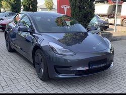 Grau Gebraucht 2021 Tesla Model 3 Standard Range Plus Limousine | 26.500 € (Fairer Preis)