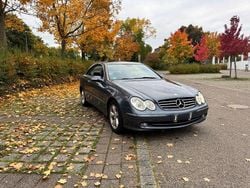 Blau Gebraucht 2003 Mercedes CLK320 Avantgarde Coupé | 6.299 € (Fairer Preis)