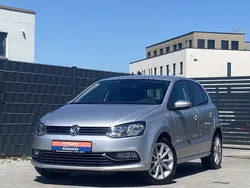 Silber Gebraucht 2015 VW Polo Highline Limousine | 8.950 € (Fairer Preis)