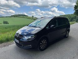 Schwarz Gebraucht 2018 VW Sharan Highline Van / Kleinbus | 27.750 € (Fairer Preis)