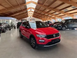 Flashrot Gebraucht 2020 VW T-Roc Sound SUV | 19.750 € (Etwas zu teuer)