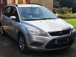Silber Gebraucht 2011 Ford Focus Kombi | 2.750 € (Superpreis)