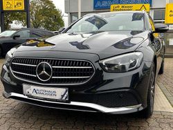 Schwarz Gebraucht 2023 Mercedes E300 Avantgarde Limousine | 33.590 €