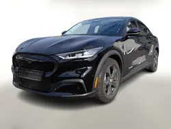 Schwarz Gebraucht 2021 Ford Mustang Mach-E SUV | 28.488 € (Fairer Preis)