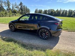 Schwarz Gebraucht 2023 Tesla Model Y Performance SUV | 44.999 € (Etwas zu teuer)