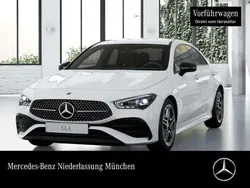 Weiß Gebraucht 2025 Mercedes CLA200 AMG Limousine | 39.900 € (Fairer Preis)