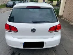 Weiß Gebraucht 2009 VW Golf VI Trendline Kleinwagen | 2.200 € (Fairer Preis)