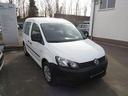 Weiß Gebraucht 2012 VW Caddy Startline Van / Kleinbus | 5.800 € (Etwas zu teuer)
