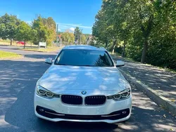 Weiß Gebraucht 2018 BMW 320 Limousine | 23.000 €