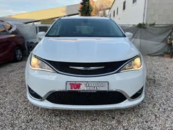 Weiß Gebraucht 2019 Chrysler Pacifica SUV | 26.100 € (Fairer Preis)