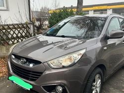 Braun Gebraucht 2011 Hyundai ix35 SUV | 6.100 € (Guter Preis)
