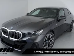 Grau Neu 2025 BMW i5 M Sport Limousine | 75.799 € (Fairer Preis)