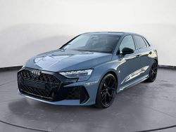 Grau Neu 2025 Audi RS3 Sportback Comfort Kleinwagen | 65.890 € (Guter Preis)