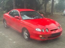 Rot Gebraucht 2000 Hyundai Coupé Coupé | 690 €