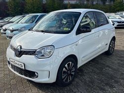 Weiß Gebraucht 2023 Renault Twingo Techno Kleinwagen | 15.998 € (Fairer Preis)