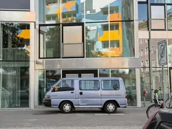 Blau Gebraucht 1993 Mitsubishi L300 Van / Kleinbus | 4.000 €