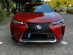 Lexus UX 250h