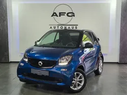 Blau Gebraucht 2018 Smart ForTwo Cabrio Cabrio | 11.995 € (Fairer Preis)
