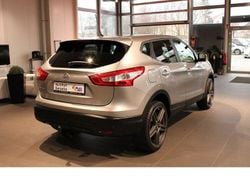 Silber Gebraucht 2016 Nissan Qashqai SUV | 12.390 € (Guter Preis)