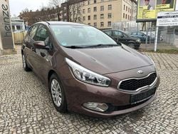 (j5n) matrix brown Gebraucht 2013 Kia Ceed Edition 7 Kleinwagen | 3.999 € (Superpreis)