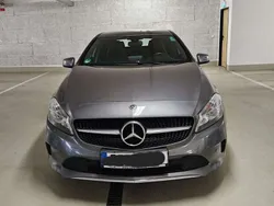 Grau Gebraucht 2018 Mercedes A180 Edition Limousine | 16.500 € (Guter Preis)