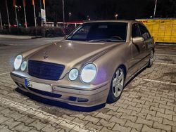 Beige Gebraucht 2000 Mercedes E430 Elegance Limousine | 7.500 € (Guter Preis)