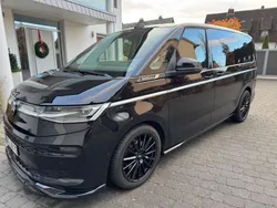 Schwarz Gebraucht 2022 VW T7 Style Van | 55.500 € (Guter Preis)