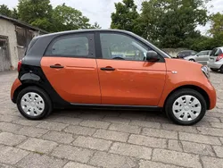 Schwarz Gebraucht 2018 Smart ForFour Basis Kleinwagen | 8.500 € (Fairer Preis)