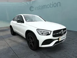 Weiß Gebraucht 2021 Mercedes GLC200 AMG line SUV | 44.588 € (Etwas zu teuer)