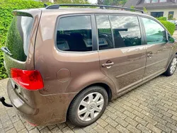 Braun Gebraucht 2013 VW Touran Van / Kleinbus | 7.900 € (Fairer Preis)