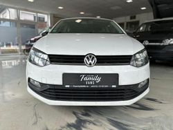 Weiß Gebraucht 2015 VW Polo Trendline Kleinwagen | 3.599 € (Guter Preis)