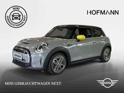 Moonwalk grey metallic Gebraucht 2022 Mini Cooper SE Kleinwagen | 16.602 € (Guter Preis)