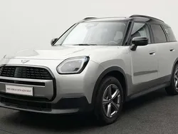 Grau Gebraucht 2024 Mini Countryman Classic SUV | 35.944 €
