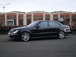 Schwarz Gebraucht 2005 Mercedes E55 AMG AMG Limousine | 18.000 € (Fairer Preis)