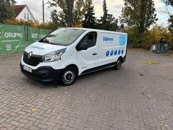 Weiß Gebraucht 2016 Renault Traffic Van / Kleinbus | 7.700 €