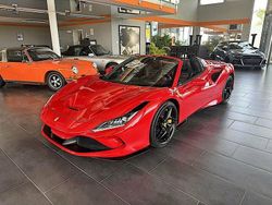 Rot Gebraucht 2021 Ferrari F8 Cabrio | 309.900 €