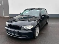 Schwarz Gebraucht 2009 BMW 116 Kleinwagen | 3.400 €