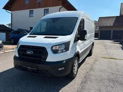 Weiß Gebraucht 2022 Ford Transit Trend Van / Kleinbus | 17.490 €