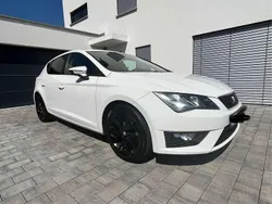 Weiß Gebraucht 2014 Seat Leon ST Kombi | 7.400 € (Guter Preis)