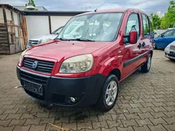 Rot Gebraucht 2006 Fiat Doblò Van / Kleinbus | 3.000 €