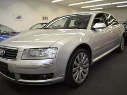 Silber Gebraucht 2003 Audi A8 Sport Limousine | 10.950 € (Teuer)