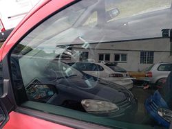 Rot Gebraucht 2006 Opel Zafira Van / Kleinbus | 1.795 € (Guter Preis)