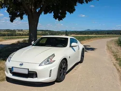 Weiß Gebraucht 2014 Nissan 370Z Coupé | 34.500 €