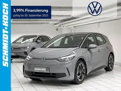 Grau Gebraucht 2024 VW ID.3 Pro Kleinwagen | 32.450 € (Etwas zu teuer)